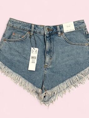 Topshop Light Blue Frayed V-Hem Denim Shorts
